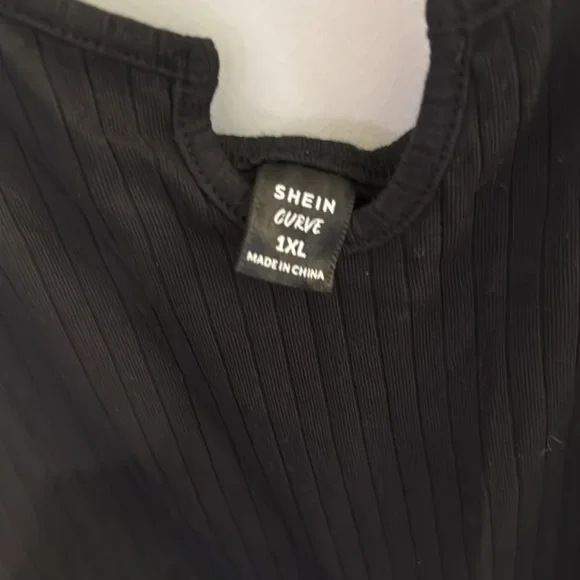 SHEIN Curve romper, ribbed jersey top with paperbag shorts attached - Picture 2 of 6